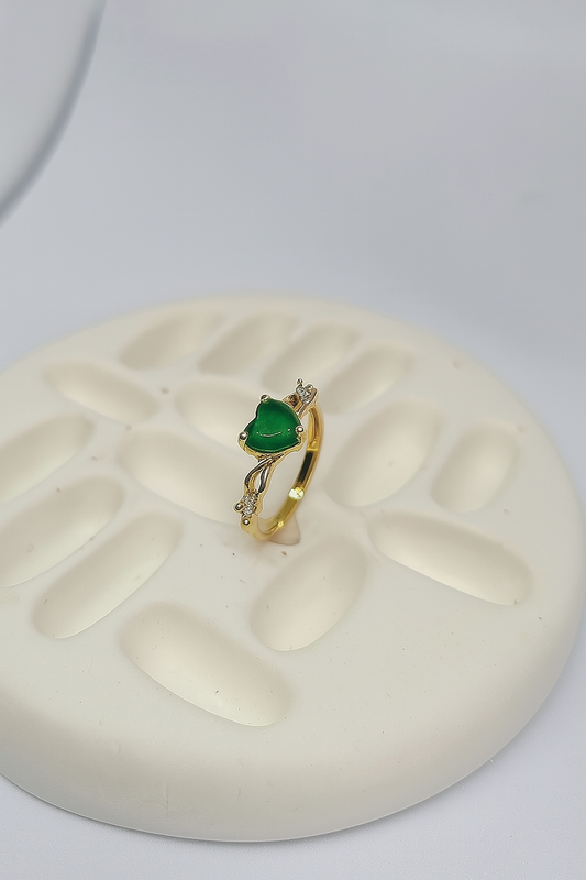 Emerald Heart Crown Ring
