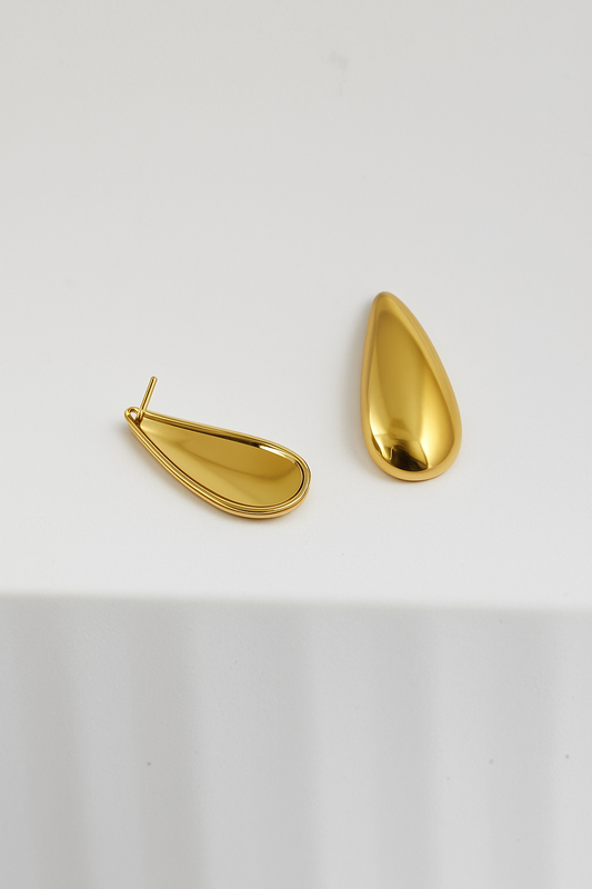 Golden Dew Teardrop Earrings