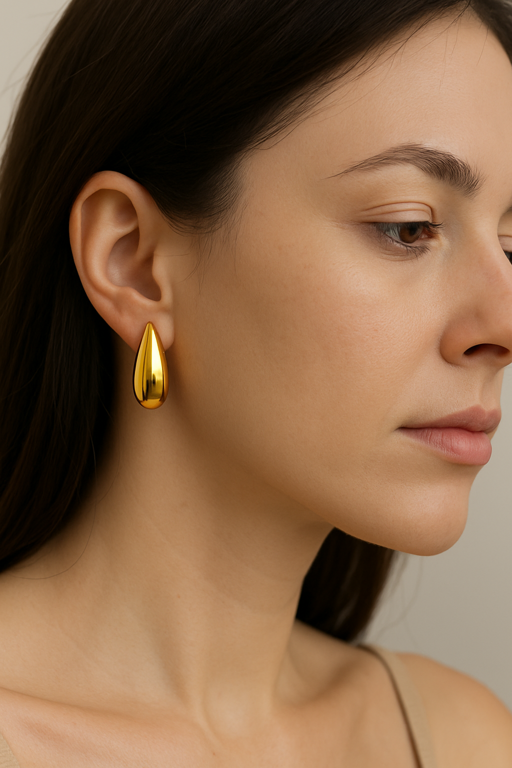 Golden Dew Teardrop Earrings