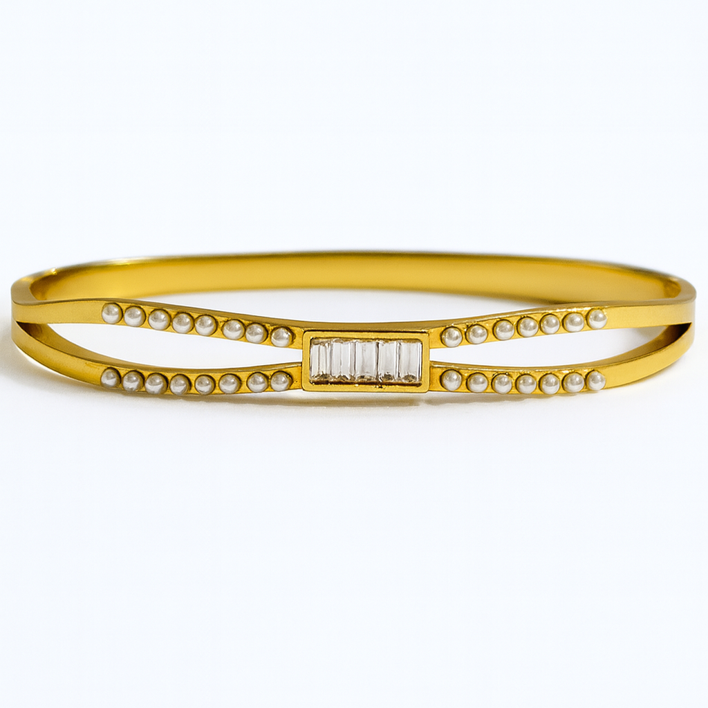 Lustre Baguette Pearl Bangle