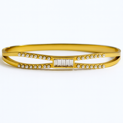 Lustre Baguette Pearl Bangle